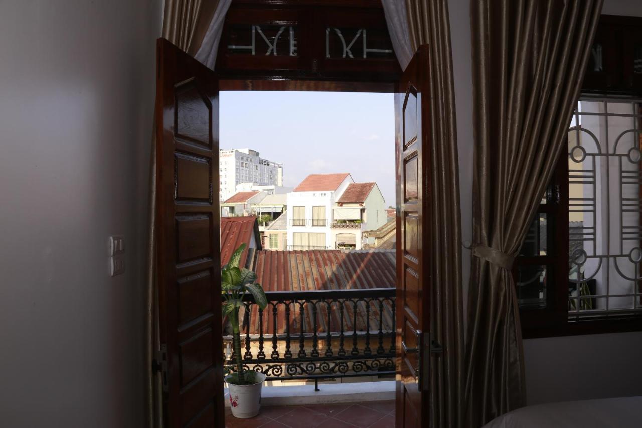 Moon & Sun Hotel Hue Eksteriør bilde